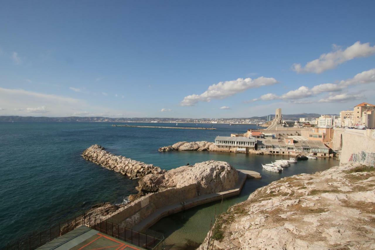 Stud Terras Ville Corniche 2 Pers Stat Gratuit Rue Modif Suivt Possib Et Accord Exclusif Марсель Экстерьер фото