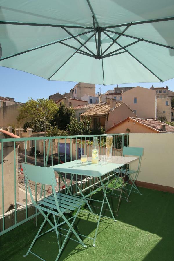 Stud Terras Ville Corniche 2 Pers Stat Gratuit Rue Modif Suivt Possib Et Accord Exclusif Марсель Экстерьер фото